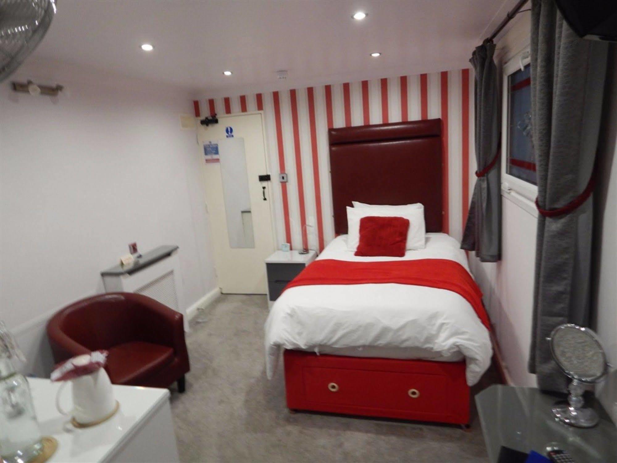 3 Norfolk Square Hotell Great Yarmouth Exteriör bild